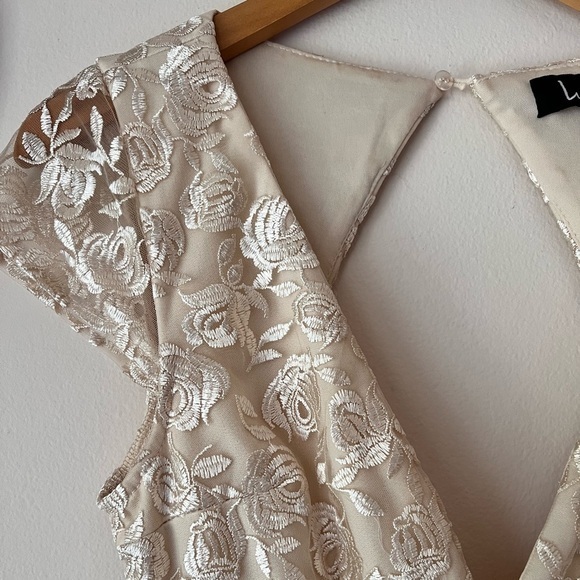 LULUS Jacqueline Champagne Floral Embroidered Backless Midi Dress SIZE SMALL - Picture 5 of 12